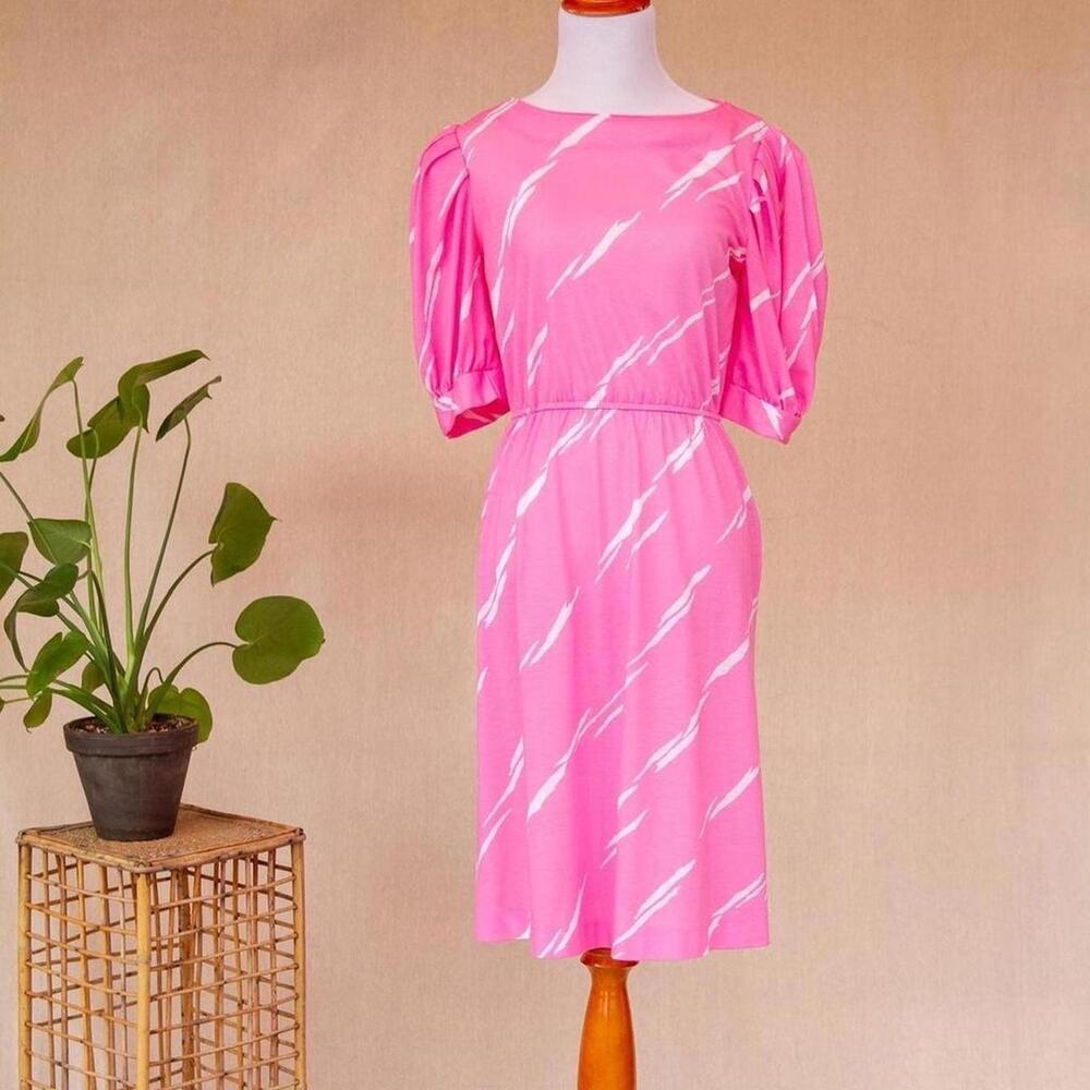 Women's Pink and White Dress